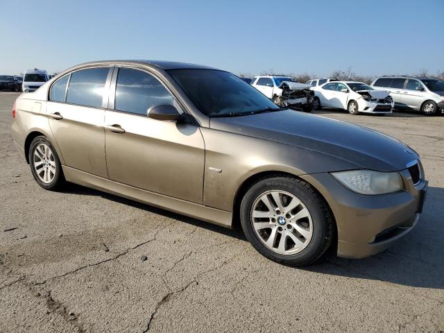 Photo 4 from auction – 2006 BMW 325 XI with VIN WBAVD135X6KV09997