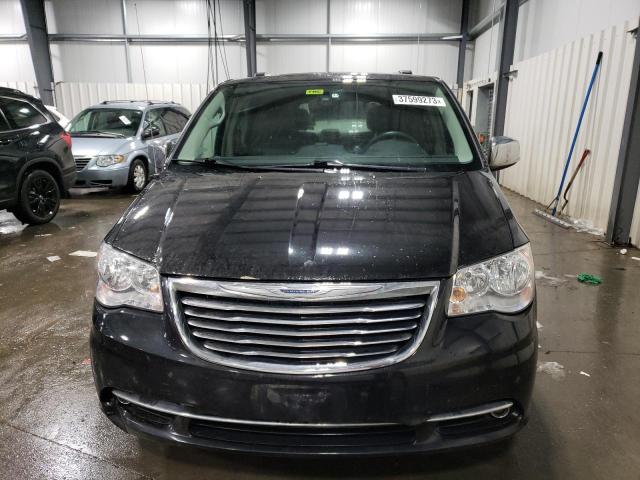 Photo 5 from auction – 2016 CHRYSLER TOWN & COU with VIN 2C4RC1CG5GR191444