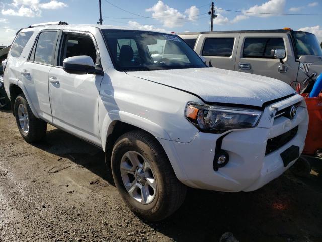 Photo 4 from auction – 2022 TOYOTA 4RUNNER SR with VIN JTEEU5JRXN5254809