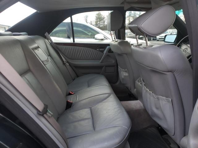 Photo 10 from auction – 1998 MERCEDES-BENZ E 320 with VIN WDBJF65F1WA561697