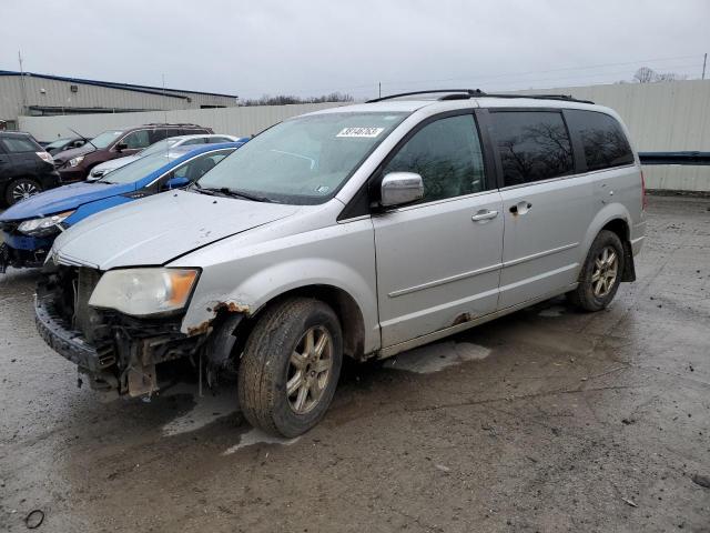 CHRYSLER TOWN & COU 2008 with VIN 2A8HR54PX8R118936 - Photo from auction