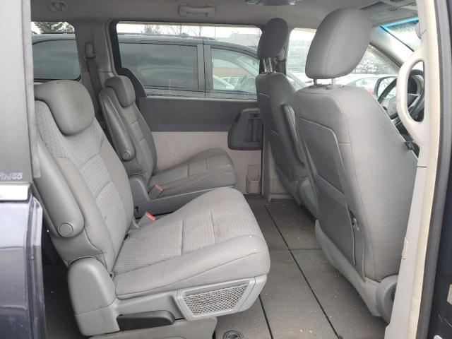 Photo 11 from auction – 2008 CHRYSLER TOWN & COU with VIN 2A8HR54PX8R811909