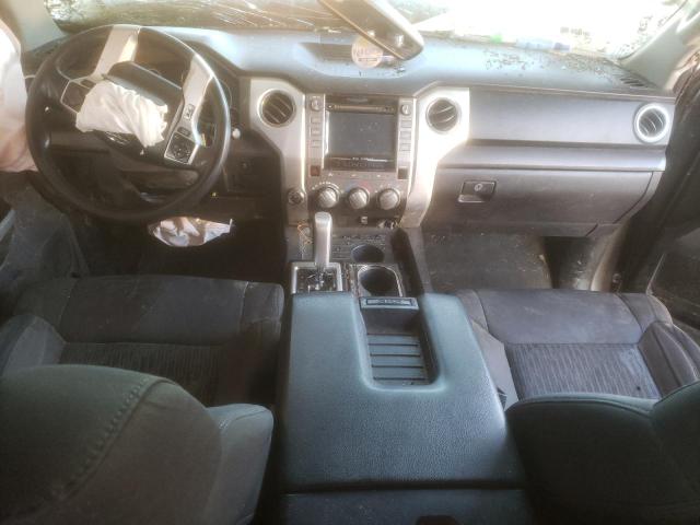 Photo 8 from auction – 2016 TOYOTA TUNDRA DOU with VIN 5TFUW5F18GX562002