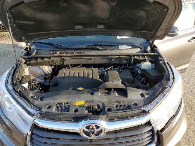 Photo 12 from auction – 2015 TOYOTA HIGHLANDER with VIN 5TDYKRFH6FS064564