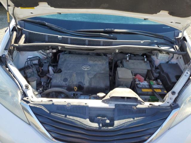 Photo 11 from auction – 2014 TOYOTA SIENNA LE with VIN 5TDKK3DC0ES436215