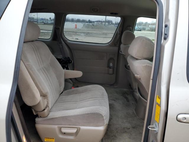 Photo 11 from auction – 2002 TOYOTA SIENNA LE with VIN 4T3ZF13C72U504013