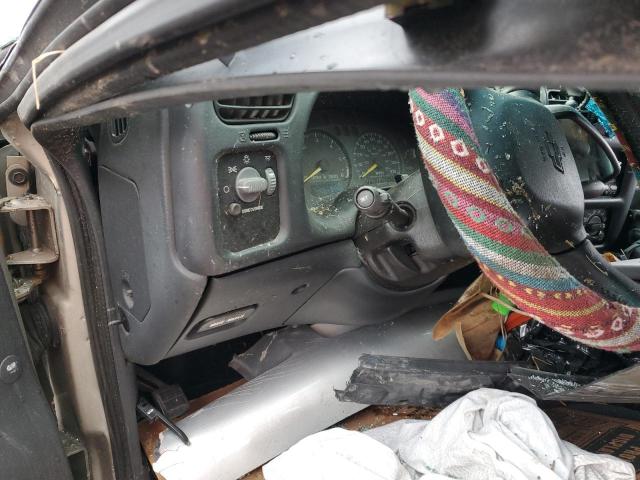 Photo 9 from auction – 2001 CHEVROLET BLAZER with VIN 1GNCS13W51K201127