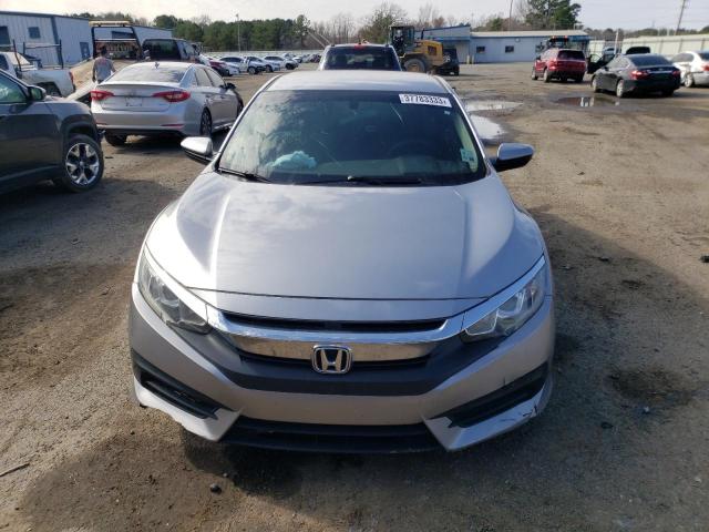 Photo 5 from auction – 2018 HONDA CIVIC LX with VIN 2HGFC2F57JH586579