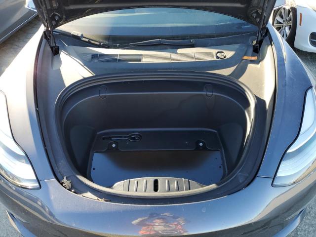 Photo 11 from auction – 2018 TESLA MODEL 3 with VIN 5YJ3E1EB1JF132475