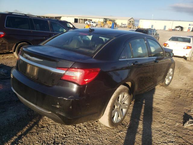 Photo 3 from auction – 2012 CHRYSLER 200 TOURIN with VIN 1C3CCBBG3CN183951