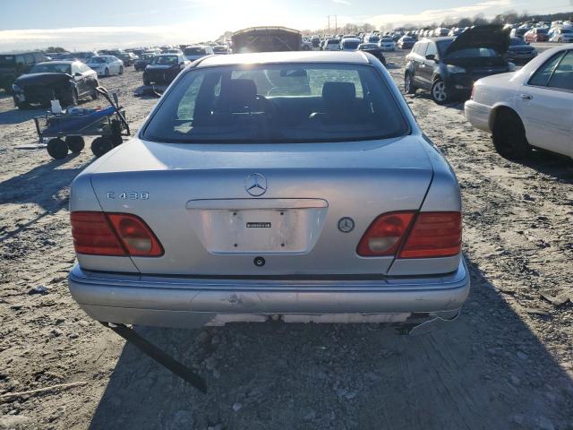 Photo 6 from auction – 1998 MERCEDES-BENZ E 430 with VIN WDBJF70F8WA691005