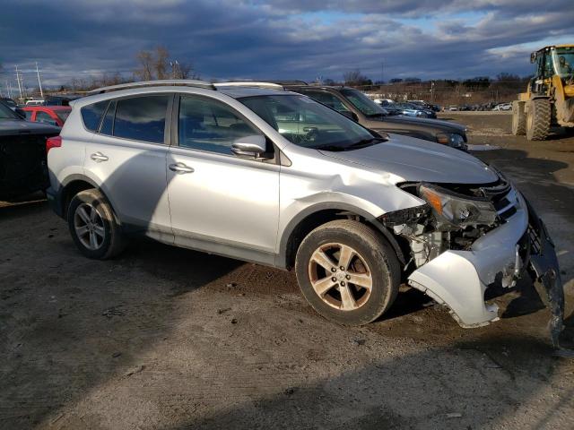 Photo 4 from auction – 2014 TOYOTA RAV4 XLE with VIN 2T3RFREV6EW163608
