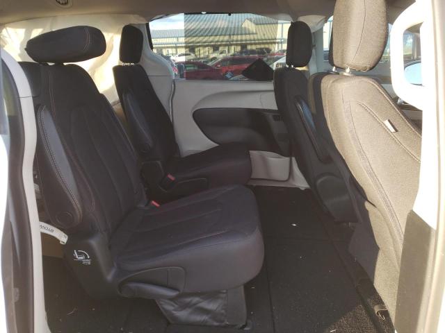 Photo 11 from auction – 2018 CHRYSLER PACIFICA T with VIN 2C4RC1FG2JR235841