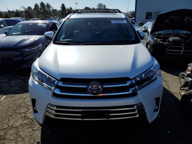 Photo 5 from auction – 2019 TOYOTA HIGHLANDER with VIN 5TDDGRFHXKS068806