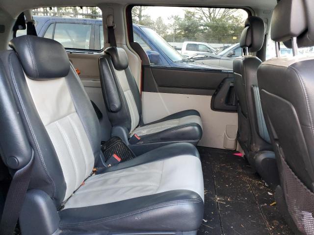 Photo 10 from auction – 2010 CHRYSLER TOWN & COU with VIN 2A4RR8DX7AR361021