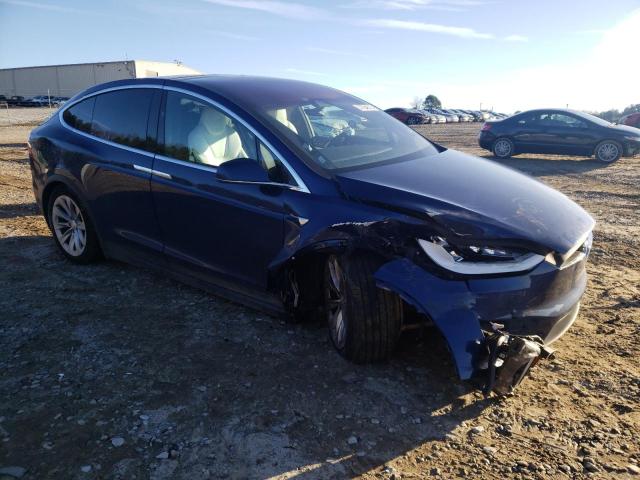 Photo 4 from auction – 2017 TESLA MODEL X with VIN 5YJXCBE22HF067787