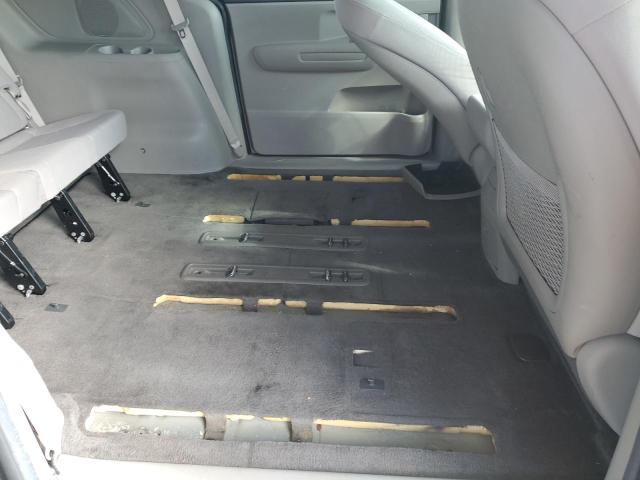 Photo 11 from auction – 2016 KIA SEDONA LX with VIN KNDMB5C19G6183032