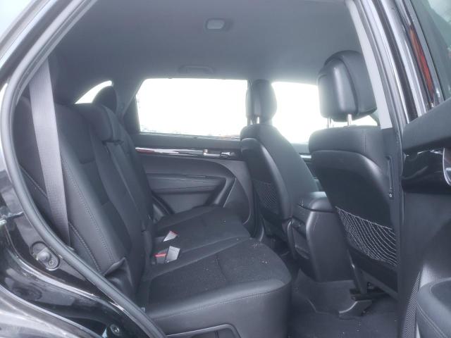 Photo 11 from auction – 2015 KIA SORENTO LX with VIN 5XYKTDA73FG648518