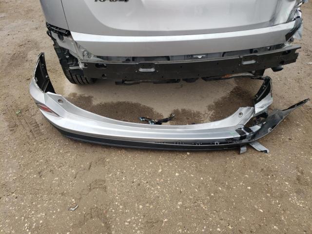 Photo 13 from auction – 2017 TOYOTA RAV4 LE with VIN 2T3ZFREV5HW403963