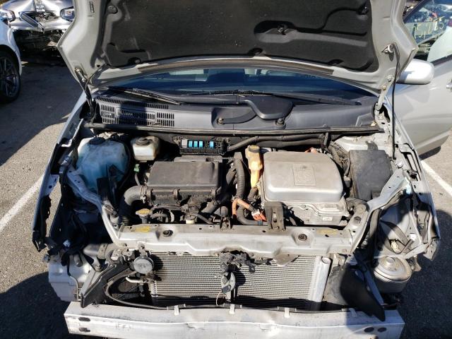 Photo 11 from auction – 2005 TOYOTA PRIUS with VIN JTDKB20U950125765
