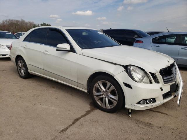 Photo 4 from auction – 2011 MERCEDES-BENZ E 350 with VIN WDDHF5GB2BA381844