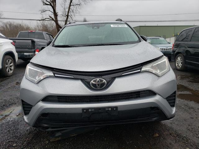 Zdjęcie 5 z aukcji – 2017 TOYOTA RAV4 LE z VIN 2T3BFREV3HW604374