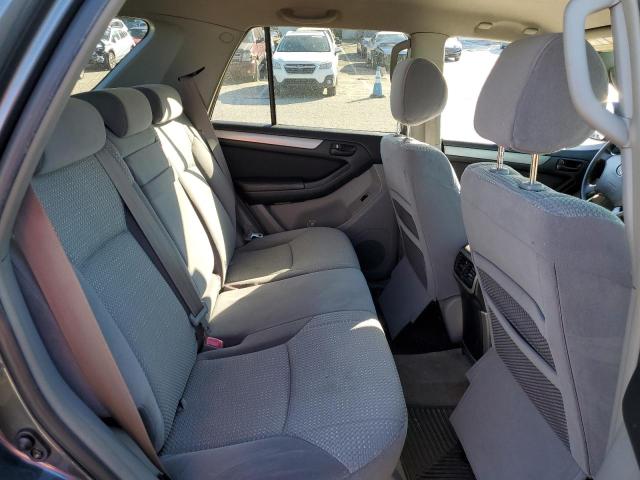 Photo 10 from auction – 2004 TOYOTA 4RUNNER SR with VIN JTEZU14R048014526