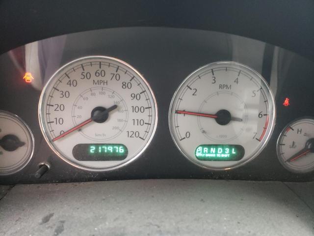 Photo 9 from auction – 2005 CHRYSLER TOWN & COU with VIN 2C4GP64L95R329293