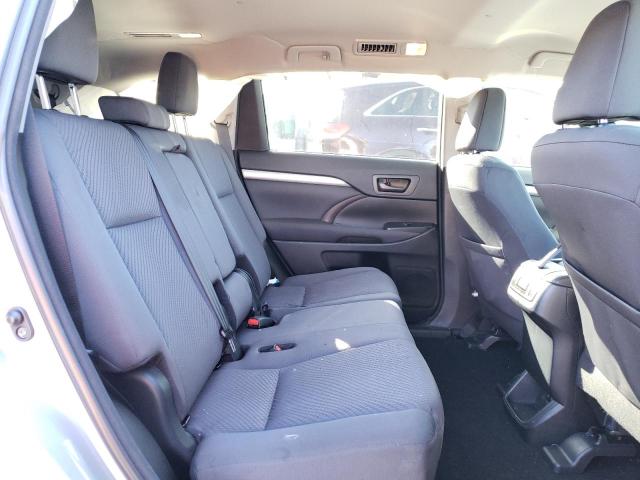 Photo 10 from auction – 2018 TOYOTA HIGHLANDER with VIN 5TDZZRFH0JS241067