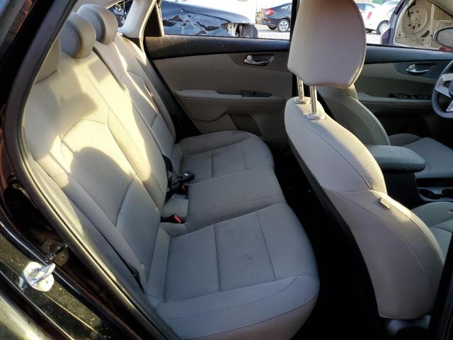Photo 10 from auction – 2021 KIA FORTE FE with VIN 3KPF24AD4ME405059