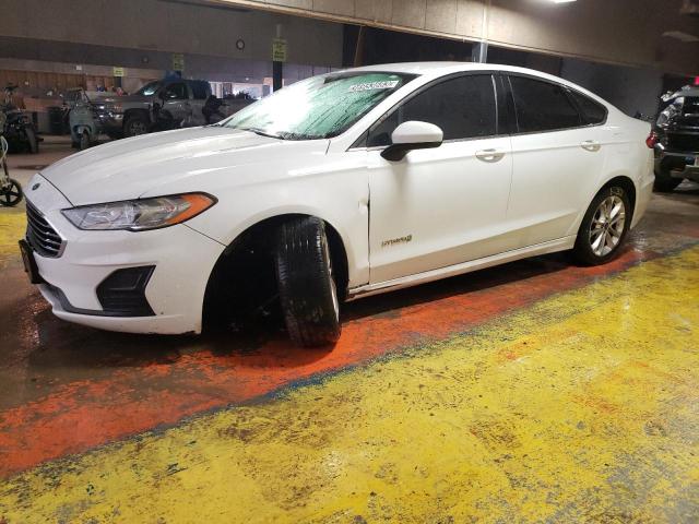 FORD FUSION SE 2019 with VIN 3FA6P0LU8KR242189 - Photo from auction