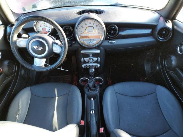 Photo 8 from auction – 2008 MINI COOPER with VIN WMWMF33518TT60572
