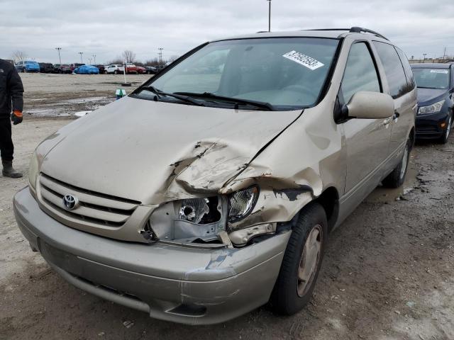 TOYOTA SIENNA LE 2002 with VIN 4T3ZF13C72U504013 - Photo from auction