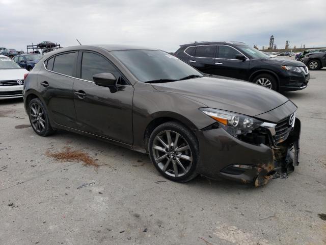 Photo 4 from auction – 2018 MAZDA 3 TOURING with VIN 3MZBN1L39JM161920
