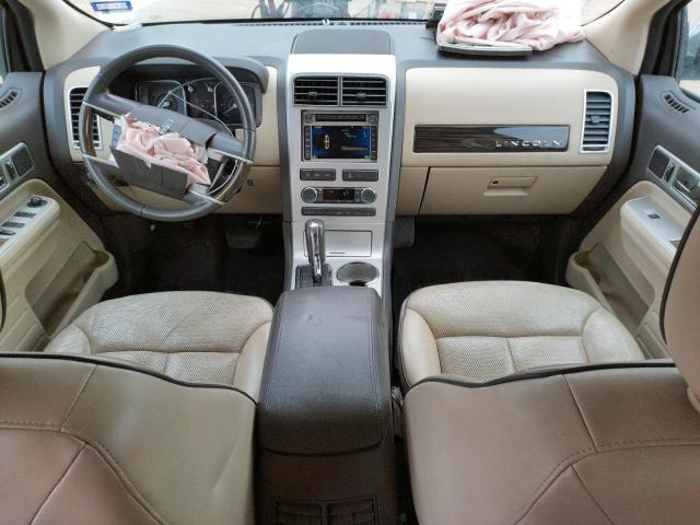 Photo 8 from auction – 2010 LINCOLN MKX with VIN 2LMDJ8JC2ABJ05192
