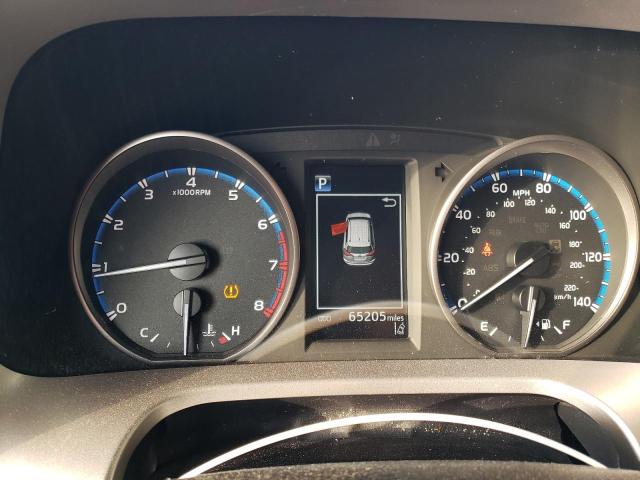 Photo 9 from auction – 2017 TOYOTA RAV4 LE with VIN JTMZFREV0HJ710911