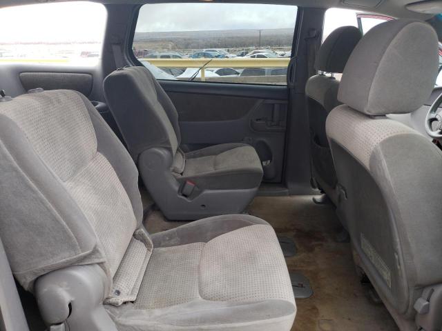 Photo 10 from auction – 2010 TOYOTA SIENNA CE with VIN 5TDKK4CC0AS329666