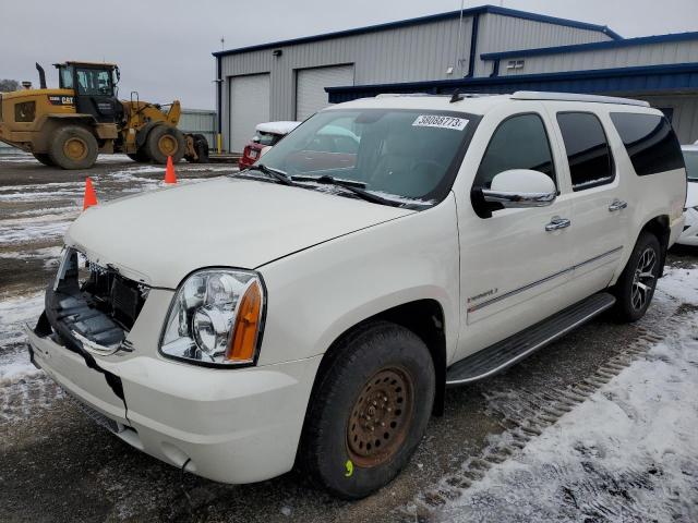 GMC YUKON XL D 2011 with VIN 1GKS2MEF2BR174369 - Photo from auction
