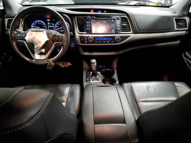 Photo 8 from auction – 2018 TOYOTA HIGHLANDER with VIN 5TDJZRFH3JS557012