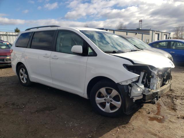 Photo 4 from auction – 2015 TOYOTA SIENNA LE with VIN 5TDKK3DC5FS659206