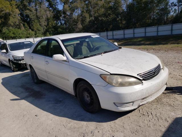 Photo 4 from auction – 2005 TOYOTA CAMRY LE with VIN 4T1BE32K75U571345