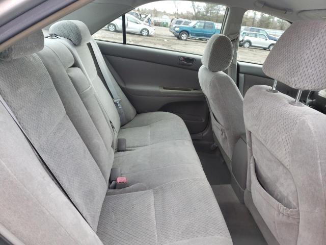 Photo 10 from auction – 2004 TOYOTA CAMRY LE with VIN 4T1BE32K24U877321