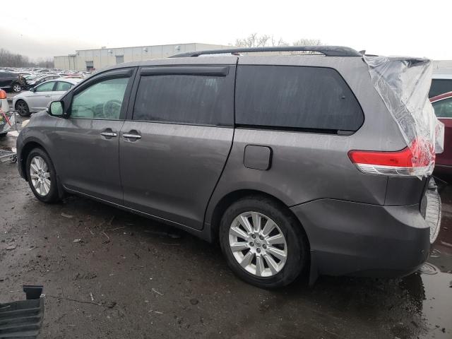 Photo 2 from auction – 2014 TOYOTA SIENNA XLE with VIN 5TDDK3DCXES080705