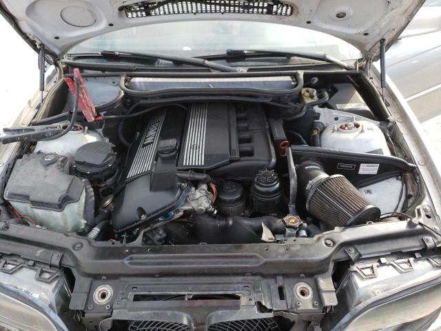 Photo 11 from auction – 2001 BMW 330 CI with VIN WBABN53451JU35627