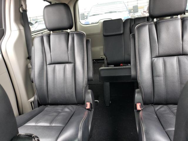 Photo 10 from auction – 2013 CHRYSLER TOWN & COU with VIN 2C4RC1CG9DR683177