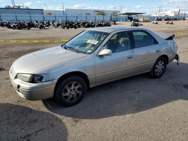 TOYOTA CAMRY LE 1999 with VIN JT2BF28K0X0154512 - Photo from auction