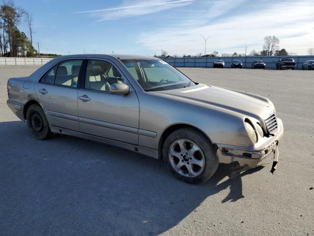 Photo 4 from auction – 2002 MERCEDES-BENZ E 320 with VIN WDBJF65J22B488476