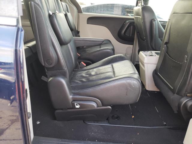 Photo 11 from auction – 2015 CHRYSLER TOWN & COU with VIN 2C4RC1BG9FR560399
