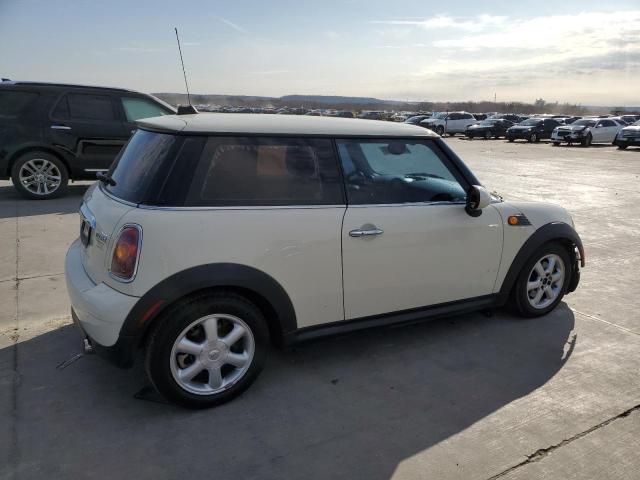 Photo 3 from auction – 2008 MINI COOPER with VIN WMWMF33528TT67921