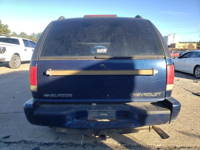 Photo 6 from auction – 2002 CHEVROLET BLAZER with VIN 1GNDT13W02K152003